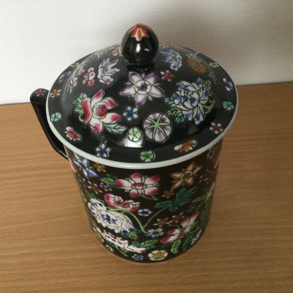 Vintage Chinese porcelain black Noire millefleur Tea Mug and 3 cups lot floral - Picture 4 of 6
